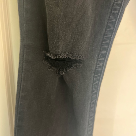Seven for all mankind black ripped tummyless high rise jeans size 16 - Picture 3 of 9